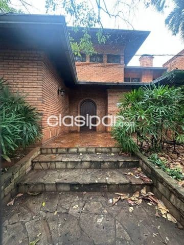 En venta esquina de 1282 m² en san cristobal zona shopping mariscal
