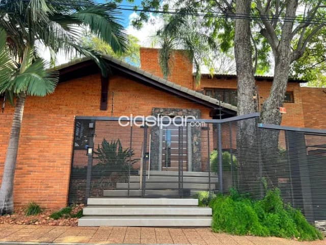 Casa en alquiler zona Barrio Mburucuja — foto 4