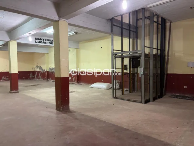y/o PERMUTO, Edificio de 4 pisos en Bo. San Vicente — foto 4