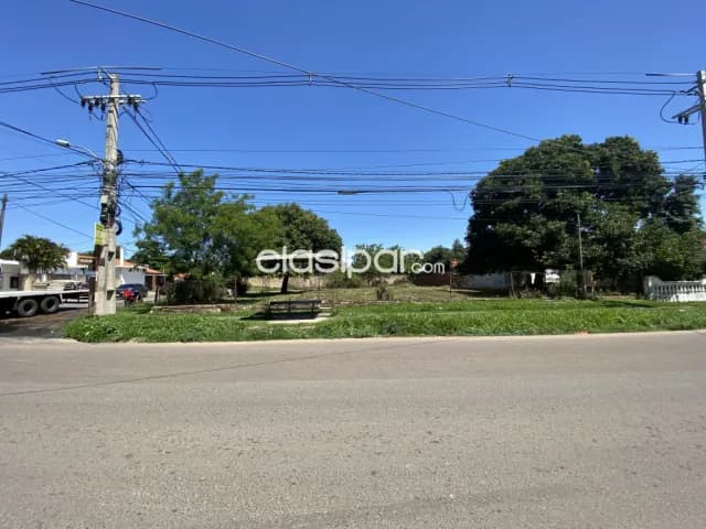 Amplio terreno en esquina en el centro de Mariano Roque Alonso, foto 4