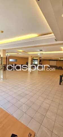 Importante local comercial de 180 m2 en barrio Herrera, a 1 cuadra de s6 denis roa — foto 3