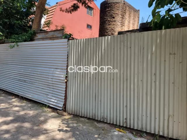 TERRENO SOBRE VENEZUELA (con construcción a demoler) — foto 3