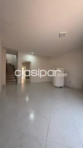 Amplia casa de 2 pisos – zona parque de la salud, foto 4