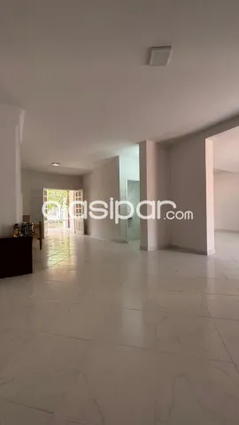 Amplia casa de 2 pisos – zona parque de la salud, foto 5