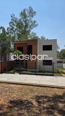 Casa a estrenar de 3 dormitorios en barrio cerrado paraiso. Maramburé - Luque