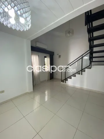 Recoleta, prox. Emb. Americana: 450 m2, ideal p/ casa u oficina, 9.000.000 gs, foto 5