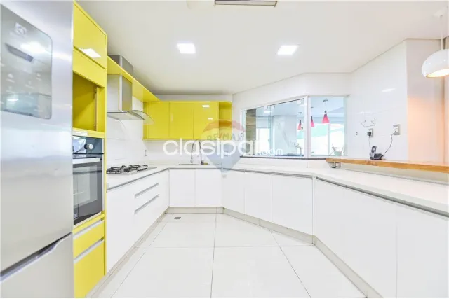 Residencia - Alquiler - Asunción, Los Laureles, Paraguay, foto 4