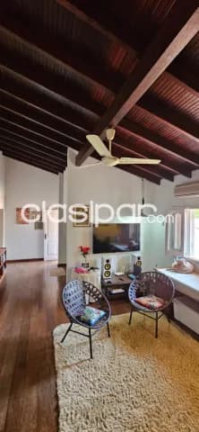 Amplia propiedad en venta en Barrio Mburucuya, foto 4