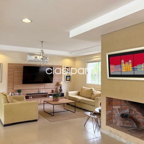 casa de 5 dormitorios en Ykua Sati Asunción, foto 1