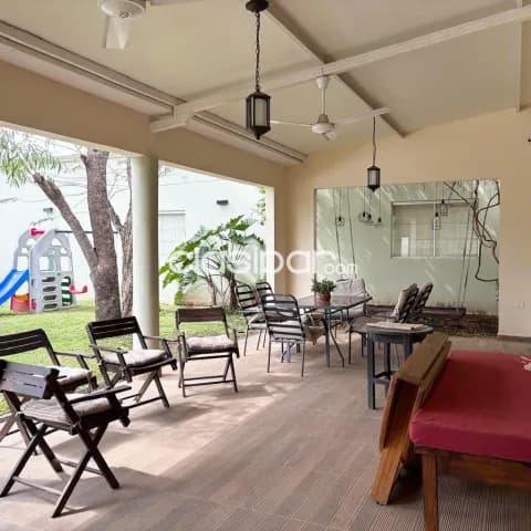 casa de 5 dormitorios en Ykua Sati Asunción, foto 5