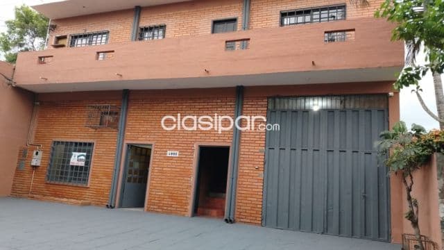 Deposit0 de 300 m2 en Asunción - zona terminal