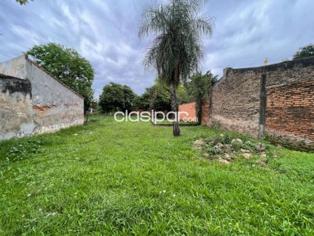 Hermoso y amplio terreno en excelente ubicación en Luque, barrio loma merlo