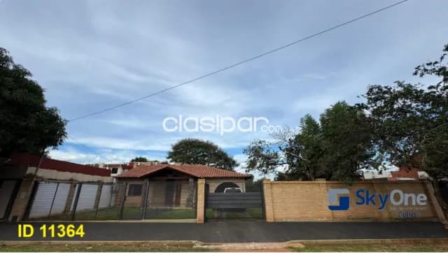 🏡🏡vendo amplia casa, semi nueva Luque-laurelty🏡🏡 — foto 3