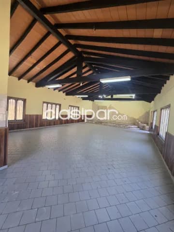 Construcción Amplia en Zona Céntrica de Ypacarai, foto 4