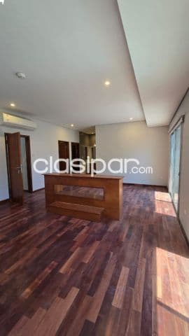 Hermosa casa en alquiler en barrio Mcal Estigarribia