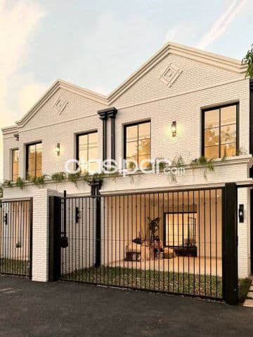 Hermosas casas pareadas british style de 3 dormitorios en cuarto barrio de Luque
