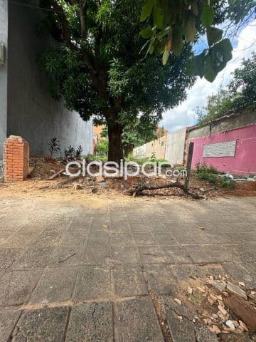 Terreno con privilegiada ubicación en barrio bernardino caballero