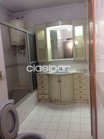 Casa en venta en barrio Ykua Sati