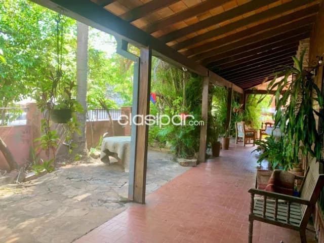 En VENTA Propiedad Poligonal de 673 m2 en el Barrio Nazareth, Asunción. (ID1910) — foto 4