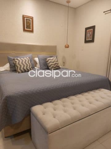 Casa en esquina en Fernando de la Mora zona norte