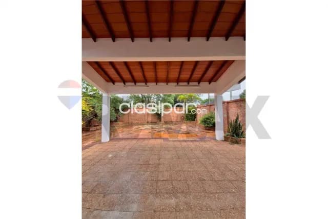 Casa 3 Dormitorios 4 Estacionamientos, foto 4