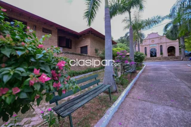 Casa Full Amoblada de 5 Dormitorios (3 en Suite) Baño. Amplio Quincho. (ID1920) — foto 3