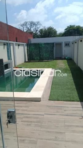 Duplex zona shoping Pinedo y u.n.a. Con piscina....gs.900.000.0..quincho cerrado...0, foto 3