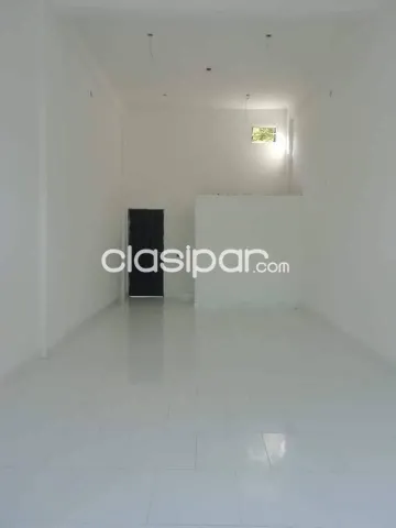 Local comercial con excelente ubicación en Fernando de la Mora, frente a clínicas — foto 3