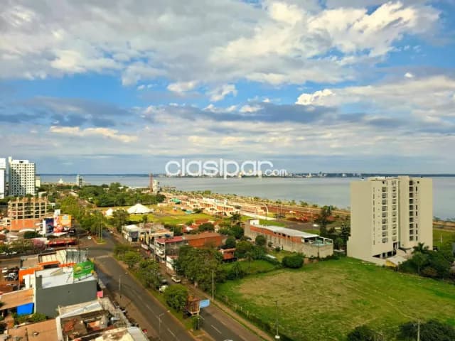 departamento amplio en el edificio Radio Parque: 4 habitaciones y 3 baños — foto 3