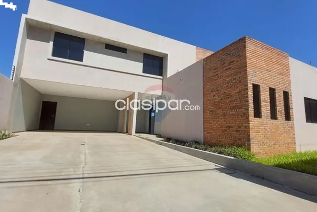 Casa en Luque, foto 2