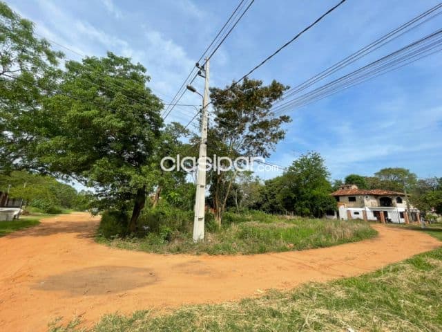 Dos terrenos en Luque, zarate isla