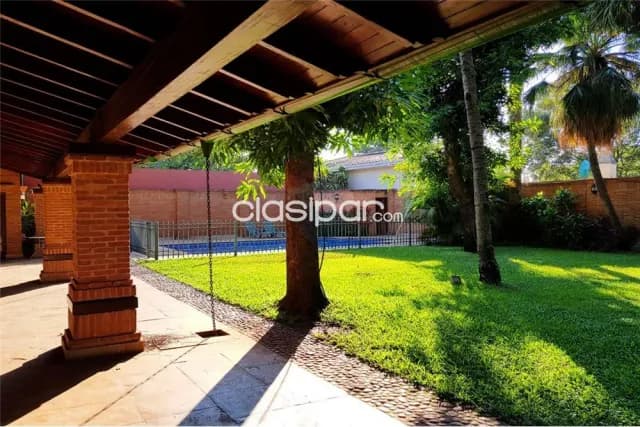 En alquiler Casa de lujo en mburicao Asunción — foto 3