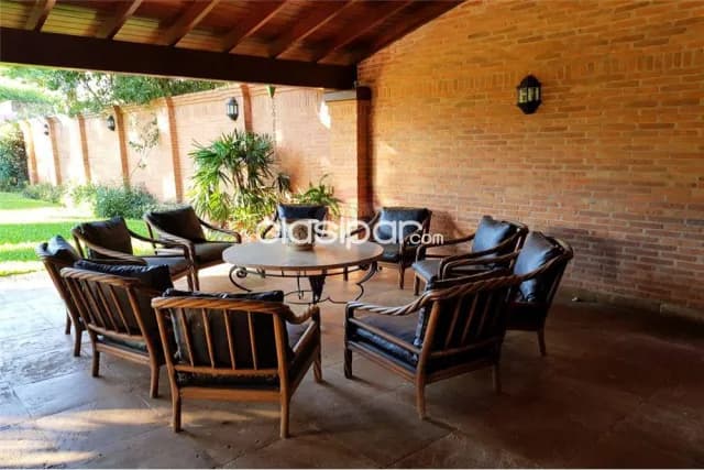 En alquiler Casa de lujo en mburicao Asunción — foto 4