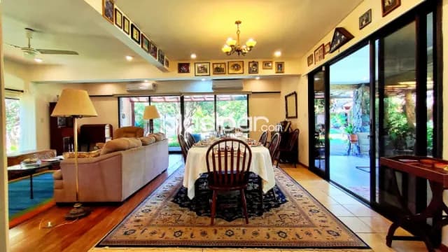 Residencia de lujo en venta en Lambaré a pasos del yacht y golf club, foto 4