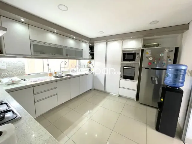 Hermosa casa en condominio boulevard loma alta, laguna grande — foto 4