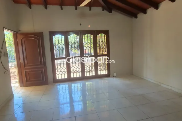 casa 3 dorm Mariano Roque Alonso — foto 2