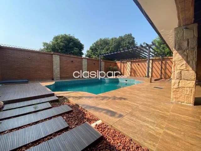 Hermosa Residencia de 5 dormitorios con piscina en zona Shopping San Lorenzo — foto 5