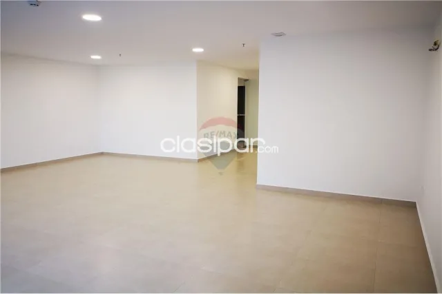 Oficina en imponente edificio, ideal para invertir — foto 3