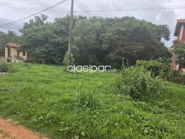 Amplio terreno en loma merlo, Luque. Ideal para varios dúplex!!! — foto 4
