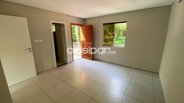 Casa Pareada de 3 dormitorios en Barrio Cerrado de Luque zona Palacio de Justicia, foto 3