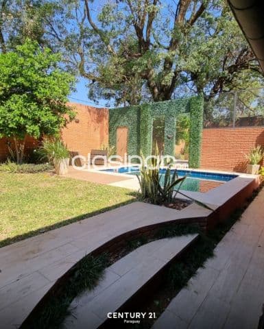 Amplia Casa de 3 dormitorios – Barrio Mburucuyá, Asunción
