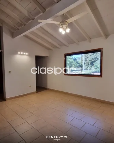Amplia Casa de 3 dormitorios – Barrio Mburucuyá, Asunción, foto 3