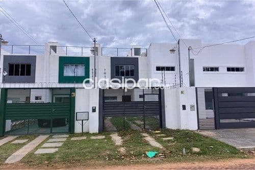 Duplex- Triplex- Venta- Laurelty, San Lorenzo, Central