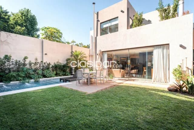 En venta residencia de lujo de 3 dormitorios en el barrio Virgen del Huerto - Asunción, foto 2