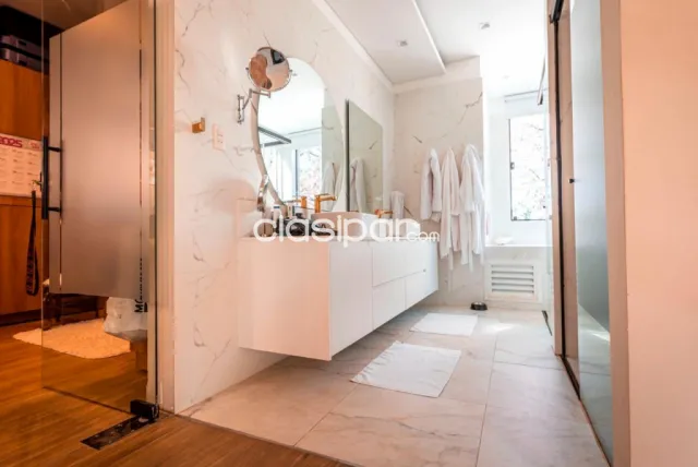 En venta residencia de lujo de 3 dormitorios en el barrio Virgen del Huerto - Asunción, foto 3