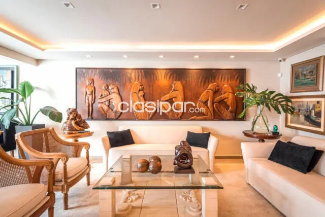En venta residencia de lujo de 3 dormitorios en el barrio Virgen del Huerto - Asunción, foto 5