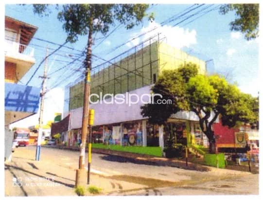 Avda. Rca. Argentina, terminal: 1.370m2 en esquina, p/ showroom, negocios importantes, etc — foto 3