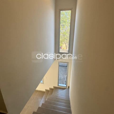 En venta amplio dúplex a estrenar en fernado de la mora zona norte barrio laguna grande