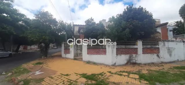 Casa antigua a restaurar en barrio sajonia, foto 2