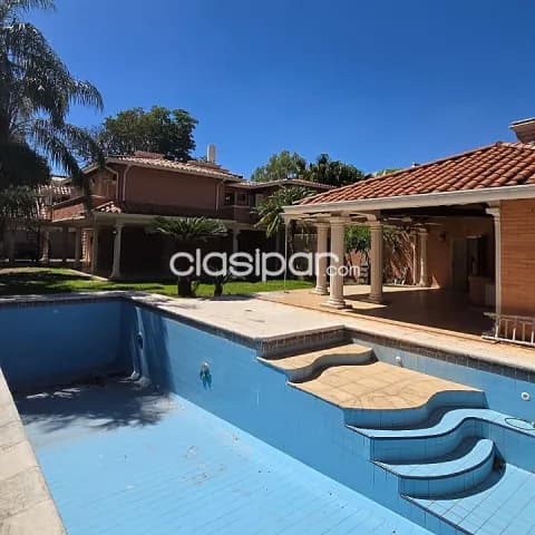 casa de 5 dormitorios en el barrio mariscal Estigarribia, foto 2